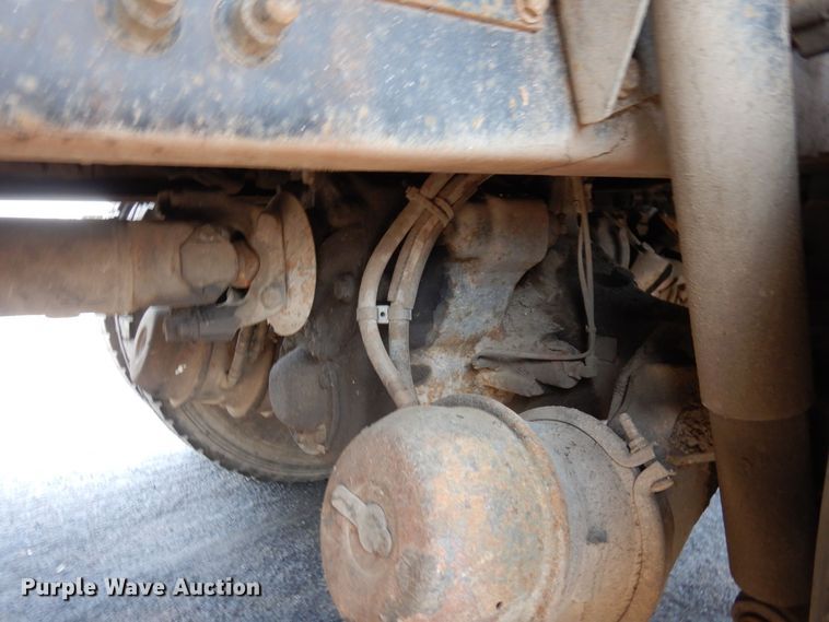 image for item AF9709 2004 Sterling L8500  dump truck