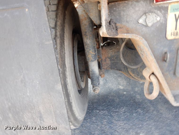 image for item AF9709 2004 Sterling L8500  dump truck