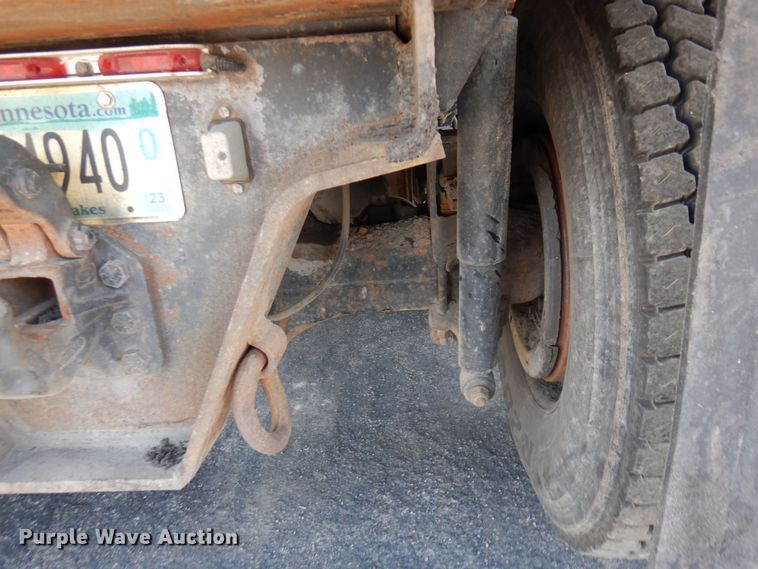 image for item AF9709 2004 Sterling L8500  dump truck