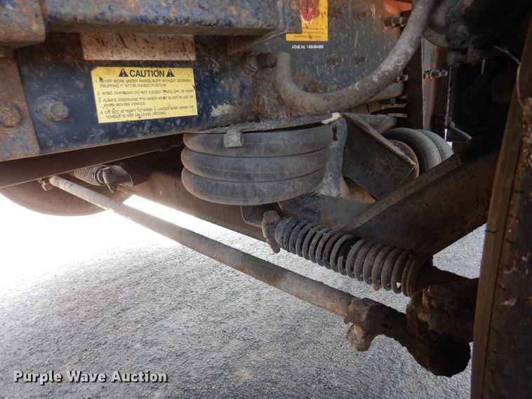 image for item AF9709 2004 Sterling L8500  dump truck