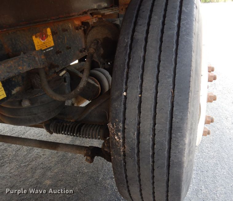 image for item AF9709 2004 Sterling L8500  dump truck