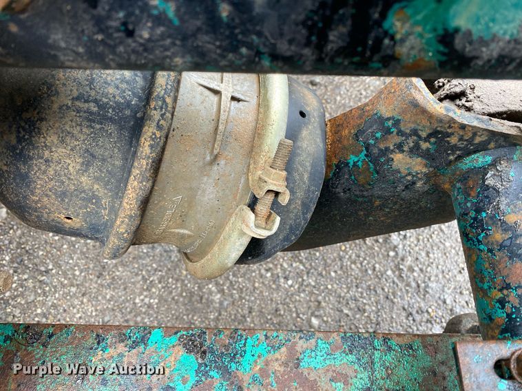 image for item DI7749 1993 Freightliner FLD  semi truck