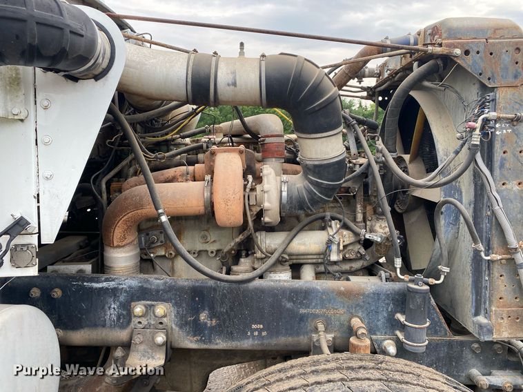 image for item DI7750 1985 Autocar AT  semi truck