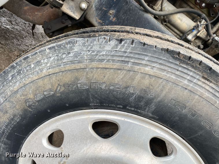 image for item DI7750 1985 Autocar AT  semi truck