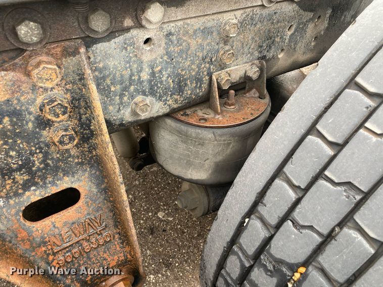 image for item DI7750 1985 Autocar AT  semi truck