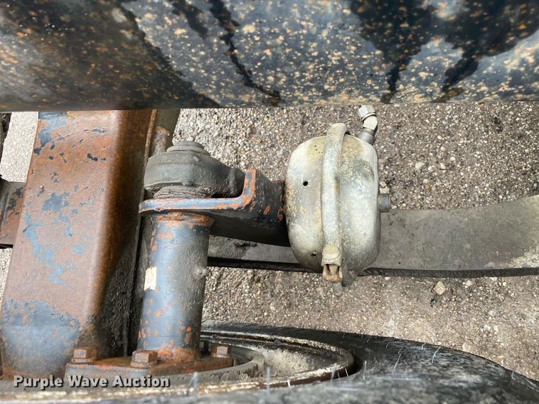 image for item DI7750 1985 Autocar AT  semi truck