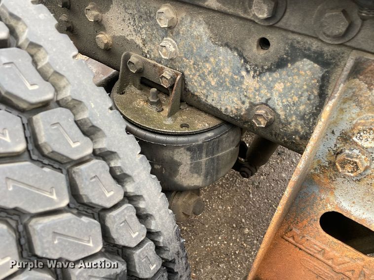 image for item DI7750 1985 Autocar AT  semi truck