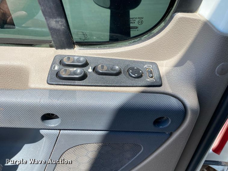 image for item DI7814 2015 Freightliner Cascadia  semi truck