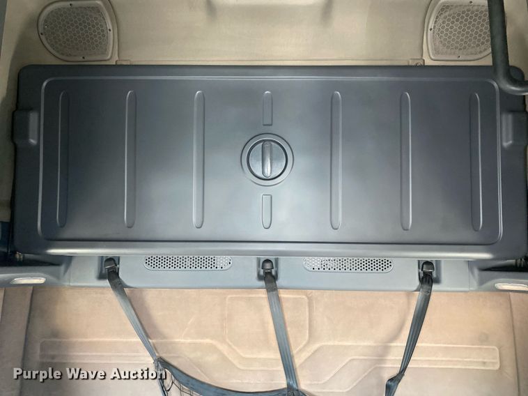 image for item DI7814 2015 Freightliner Cascadia  semi truck