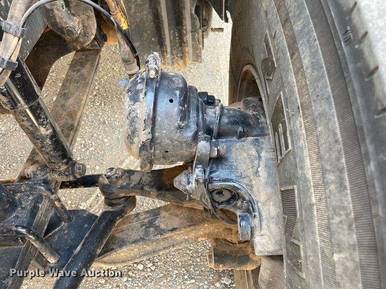 image for item DI7814 2015 Freightliner Cascadia  semi truck