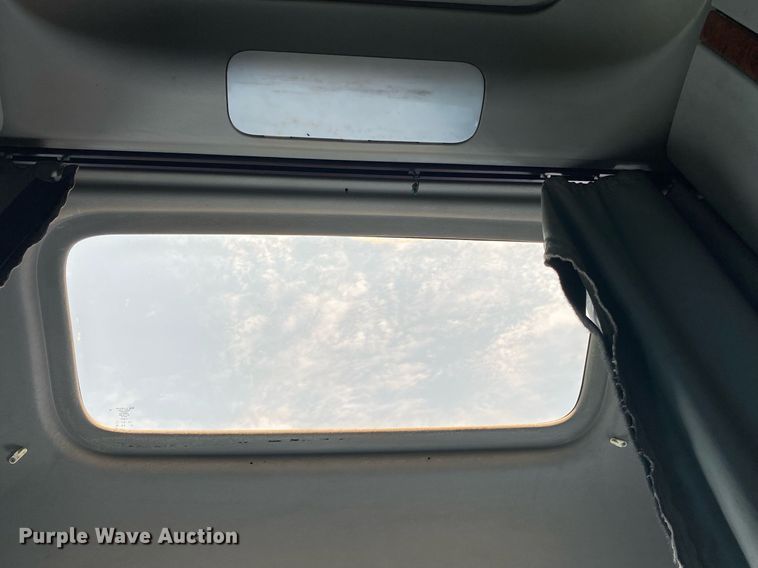 image for item DI7818 1999 Freightliner Century Class  semi truck