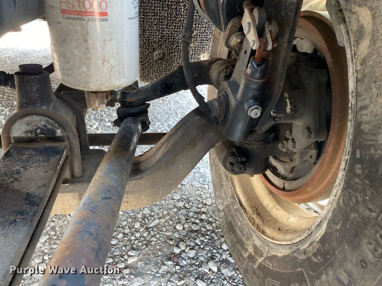 image for item DI7818 1999 Freightliner Century Class  semi truck