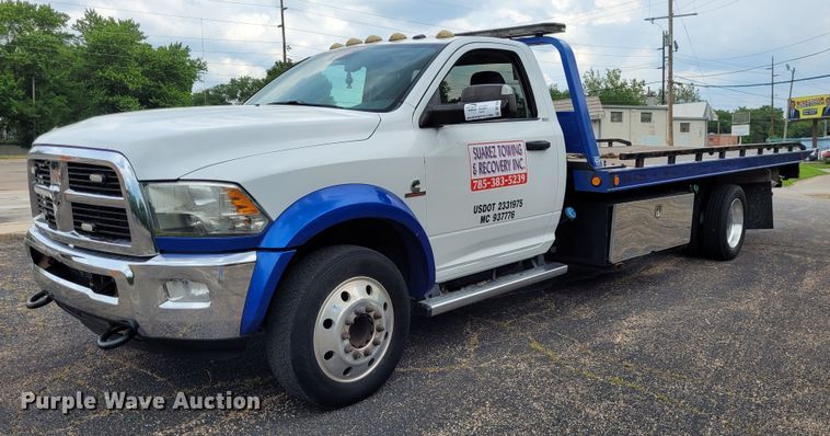image for item DK1896 2015 Dodge Ram 5500 SLT  rollback truck
