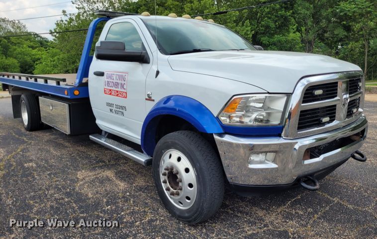 image for item DK1896 2015 Dodge Ram 5500 SLT  rollback truck
