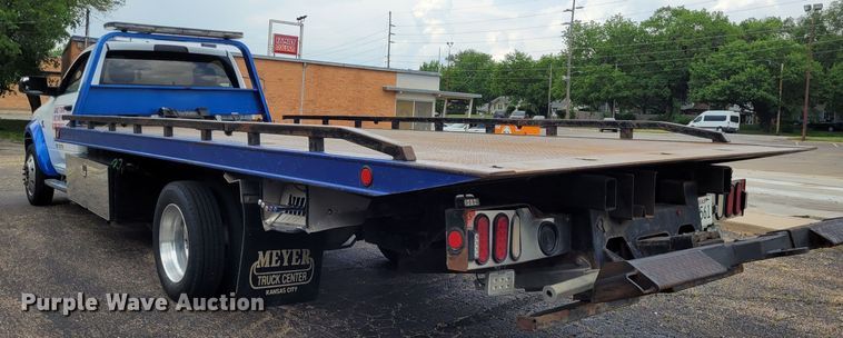 image for item DK1896 2015 Dodge Ram 5500 SLT  rollback truck