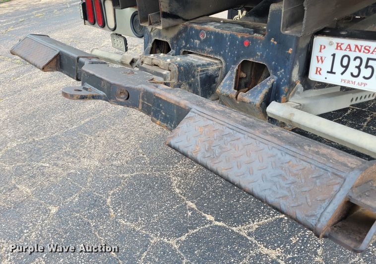 image for item DK1896 2015 Dodge Ram 5500 SLT  rollback truck