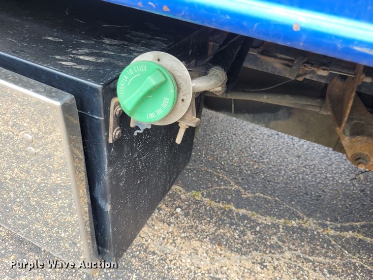 image for item DK1896 2015 Dodge Ram 5500 SLT  rollback truck