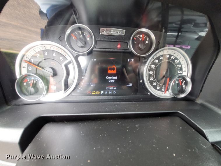 image for item DK1896 2015 Dodge Ram 5500 SLT  rollback truck