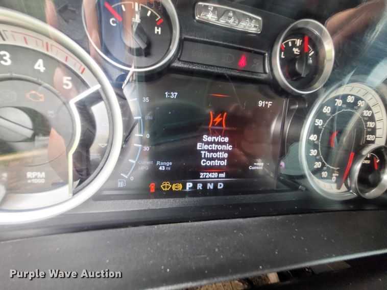 image for item DK1896 2015 Dodge Ram 5500 SLT  rollback truck