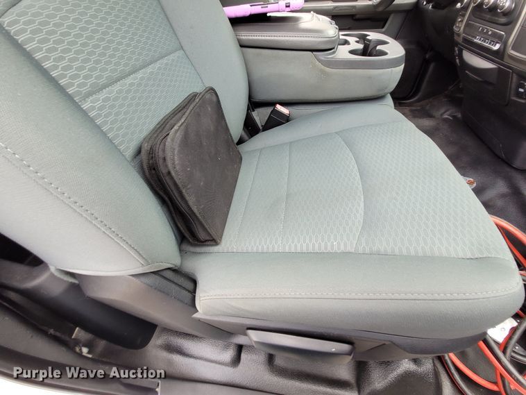 image for item DK1896 2015 Dodge Ram 5500 SLT  rollback truck