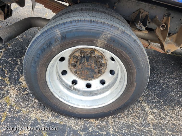 image for item DK1896 2015 Dodge Ram 5500 SLT  rollback truck