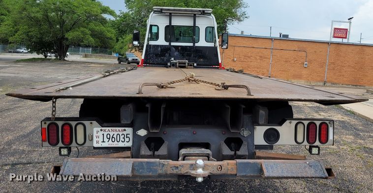 image for item DK1897 2015 Kenworth T270  rollback truck