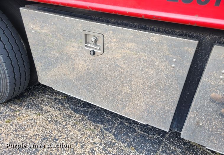 image for item DK1897 2015 Kenworth T270  rollback truck