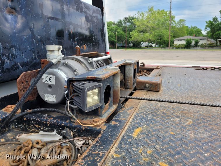 image for item DK1897 2015 Kenworth T270  rollback truck