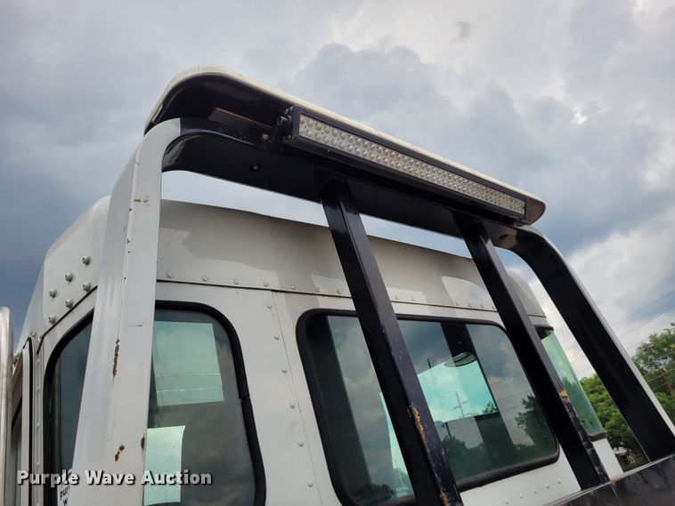 image for item DK1897 2015 Kenworth T270  rollback truck