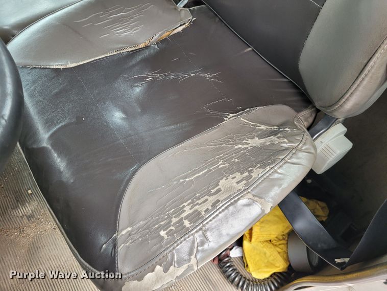 image for item DK1897 2015 Kenworth T270  rollback truck