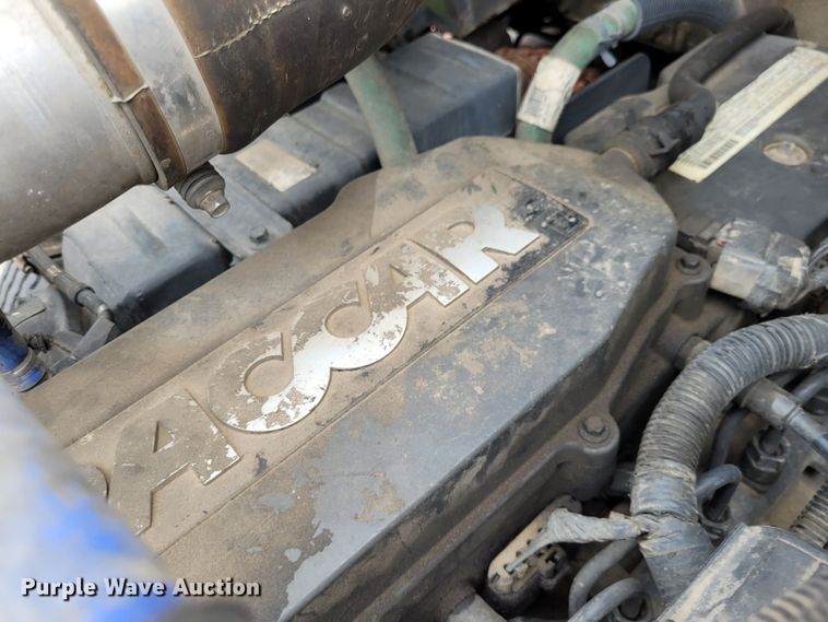 image for item DK1897 2015 Kenworth T270  rollback truck