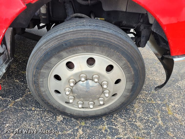 image for item DK1897 2015 Kenworth T270  rollback truck