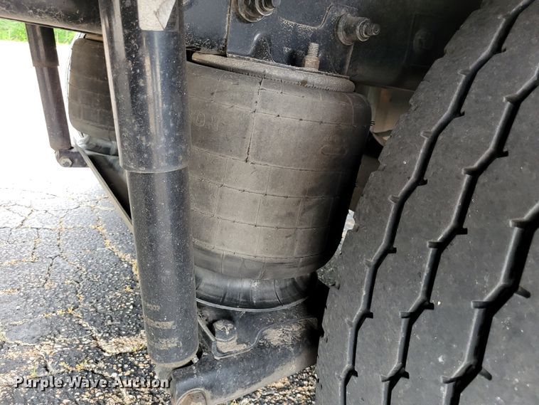 image for item DK1897 2015 Kenworth T270  rollback truck