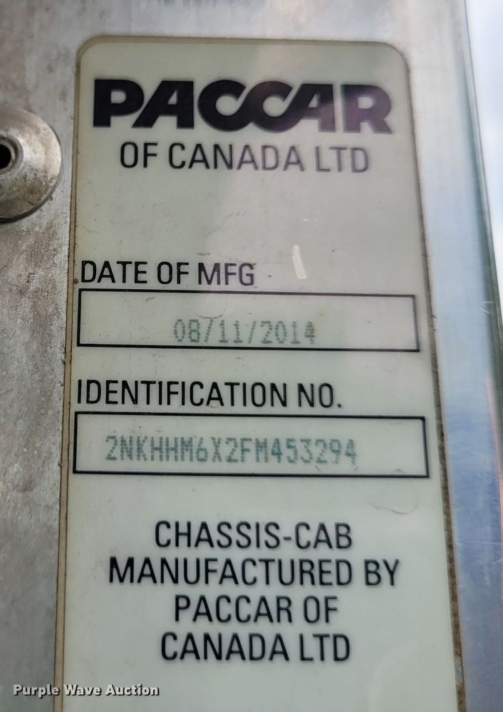 image for item DK1897 2015 Kenworth T270  rollback truck