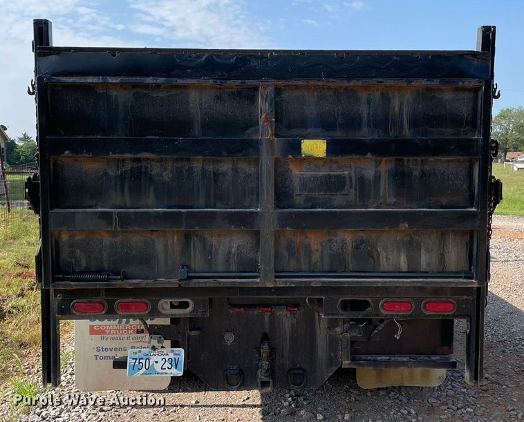 image for item DM0253 2006 Ford F650 Super Duty  flatbed truck