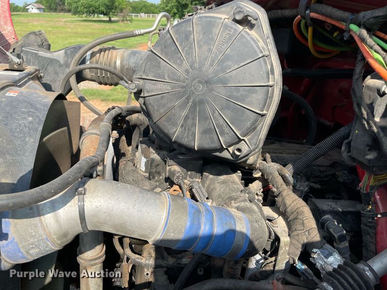 image for item DM0253 2006 Ford F650 Super Duty  flatbed truck