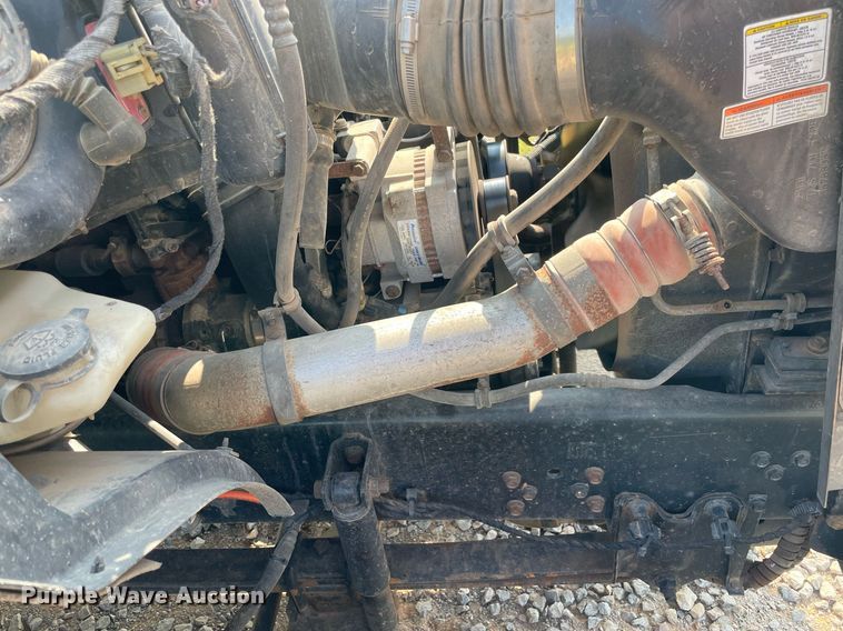 image for item DM0253 2006 Ford F650 Super Duty  flatbed truck