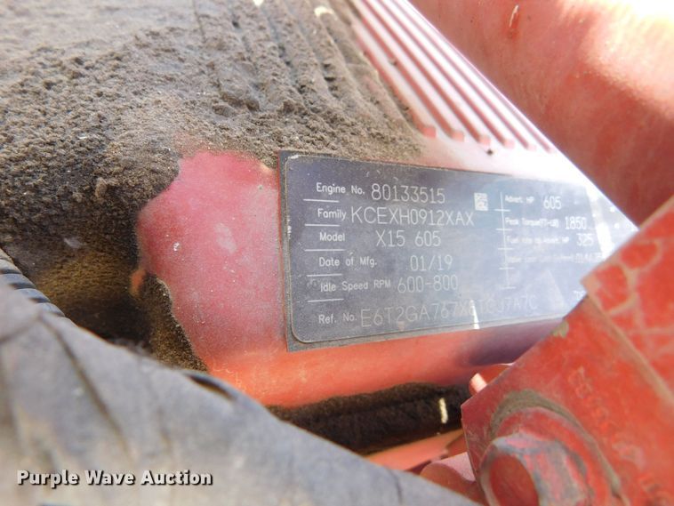 image for item DM2566 2020 Peterbilt 389  semi truck