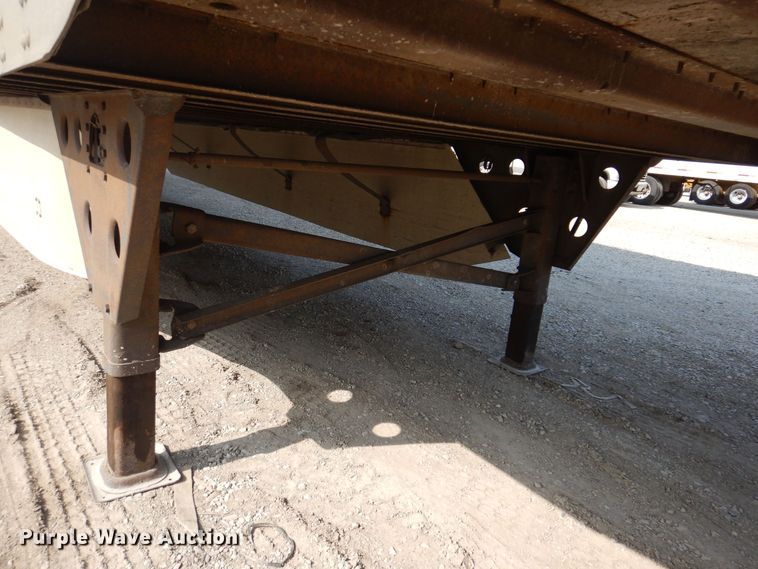 image for item DN3992 2016 Utility 4000D-X Composite  dry van trailer