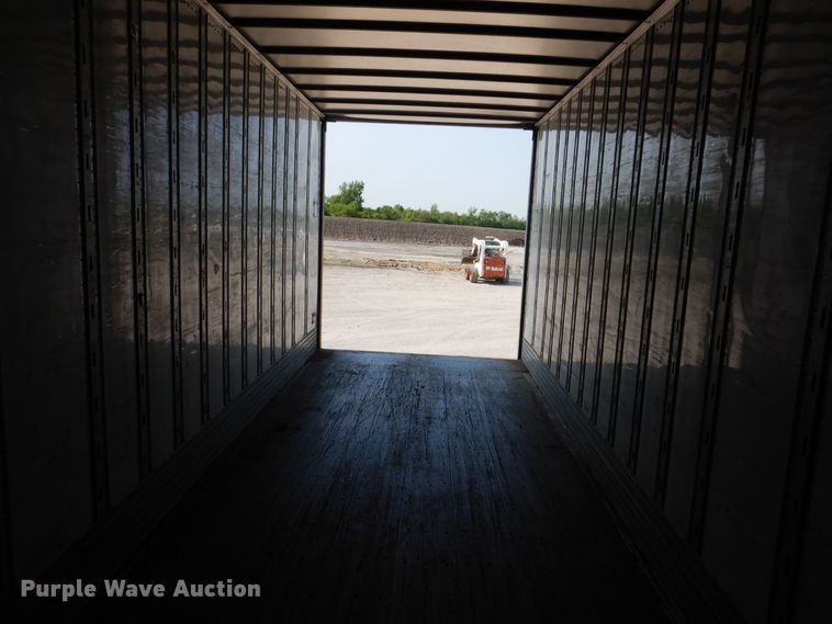 image for item DN3992 2016 Utility 4000D-X Composite  dry van trailer