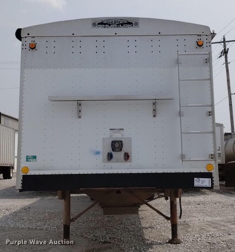 image for item DN6421 1999 Cornhusker 800ASSR91498-4200  grain trailer