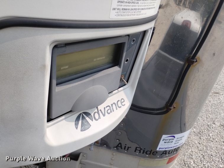 image for item DN6423 2000 Wabash  refrigerated van trailer