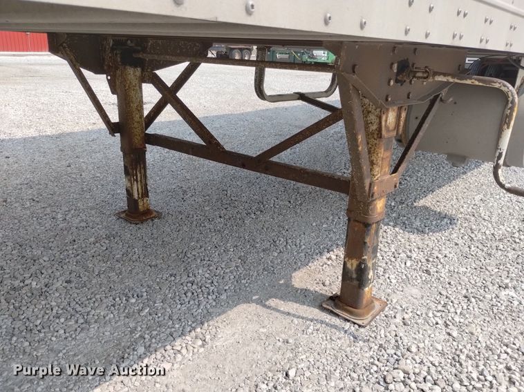 image for item DN6423 2000 Wabash  refrigerated van trailer