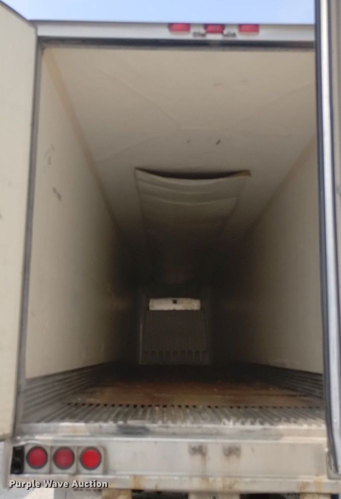 image for item DN6423 2000 Wabash  refrigerated van trailer