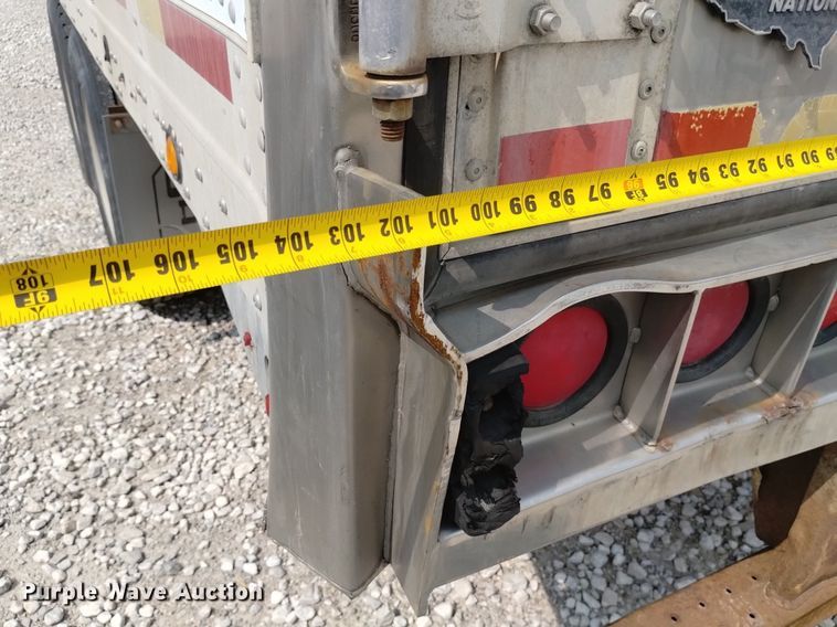 image for item DN6423 2000 Wabash  refrigerated van trailer