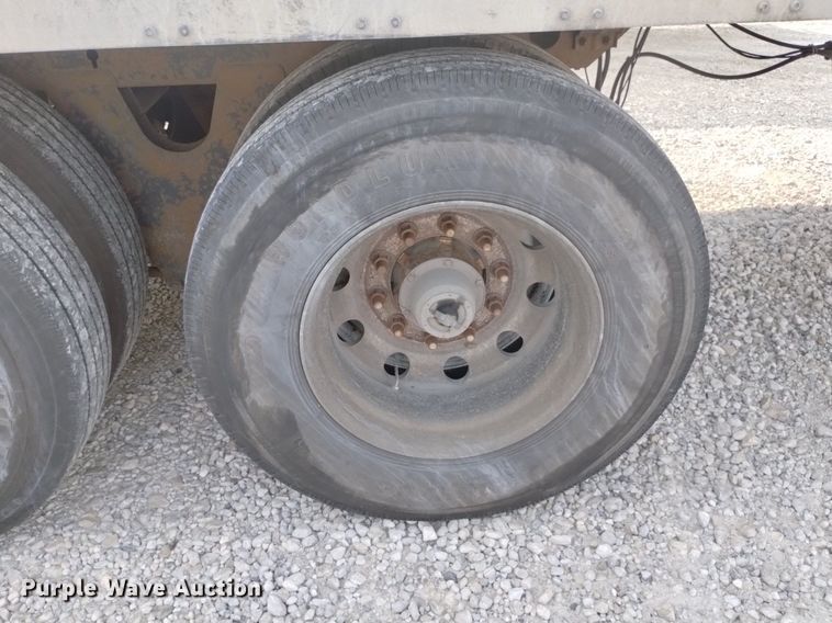 image for item DN6423 2000 Wabash  refrigerated van trailer