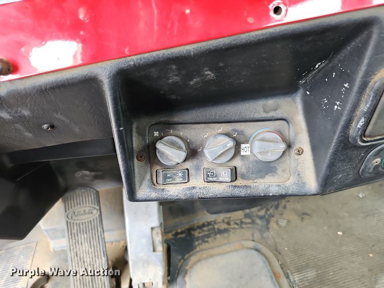 image for item DO2725 1998 Peterbilt 385  semi truck