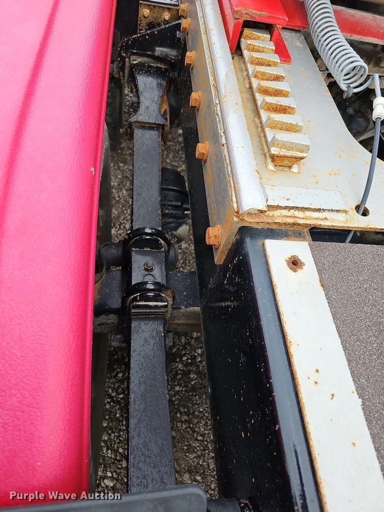 image for item DO2725 1998 Peterbilt 385  semi truck