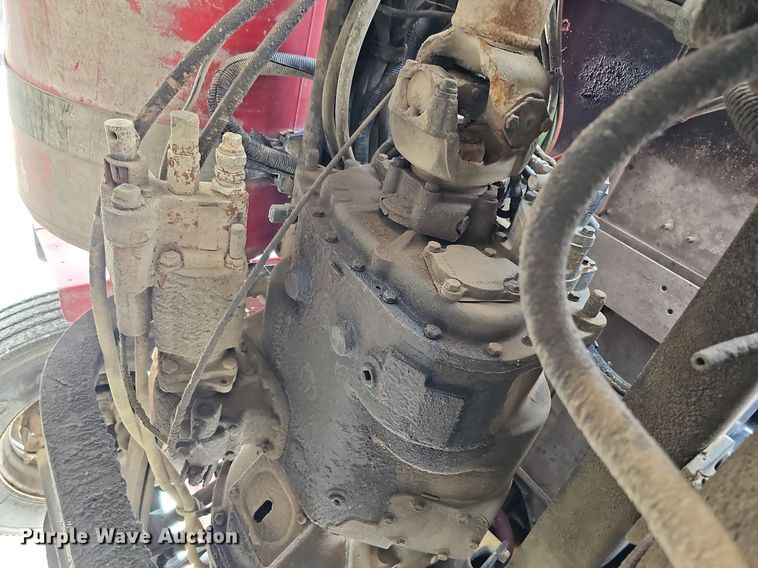 image for item DO2725 1998 Peterbilt 385  semi truck