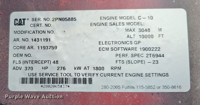 image for item DO2725 1998 Peterbilt 385  semi truck